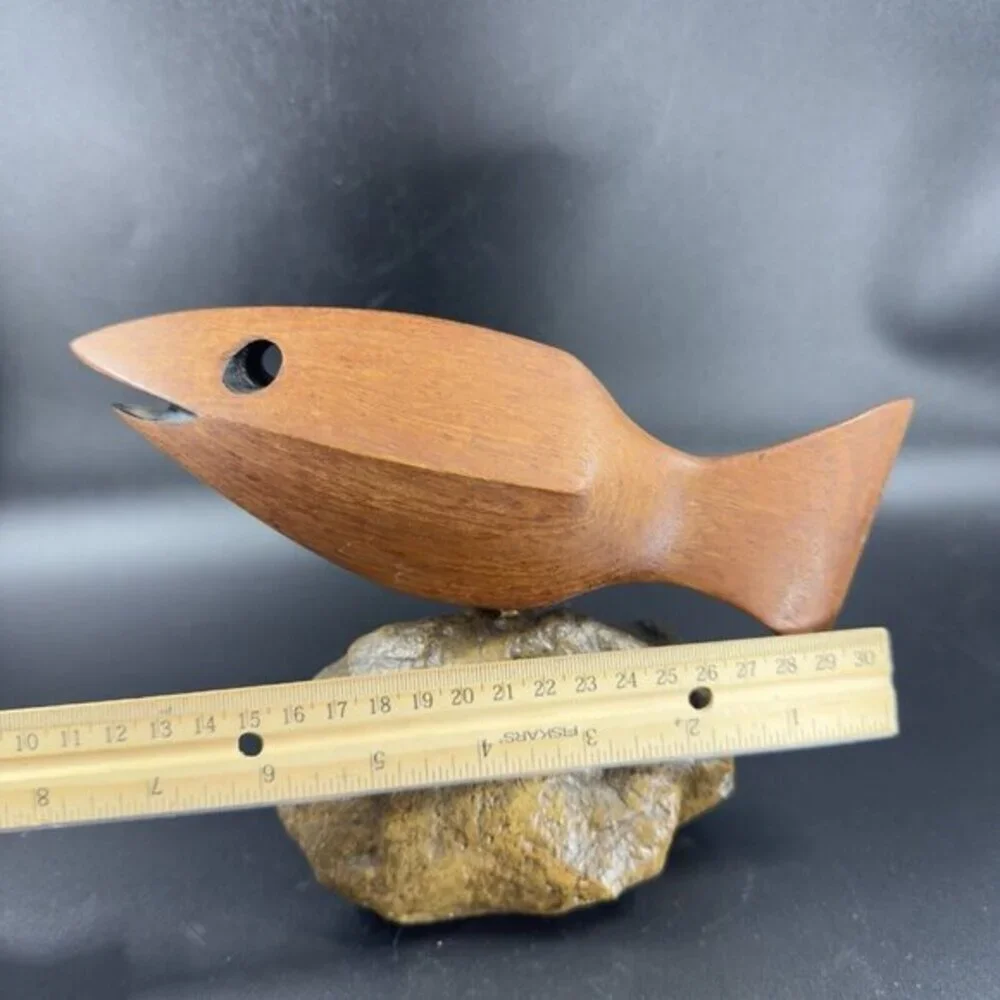 Vintage Hand‎ Carved Decorative Beach Fish Shorebird Hand Made Wood On Stone VTG